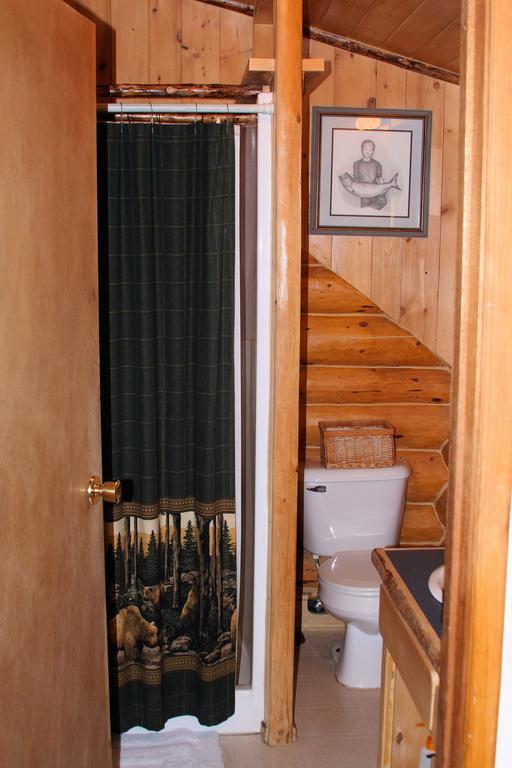 Bear Den Vacation Home Anchor Point Номер фото