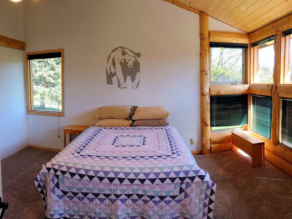 Bear Den Vacation Home Anchor Point Номер фото