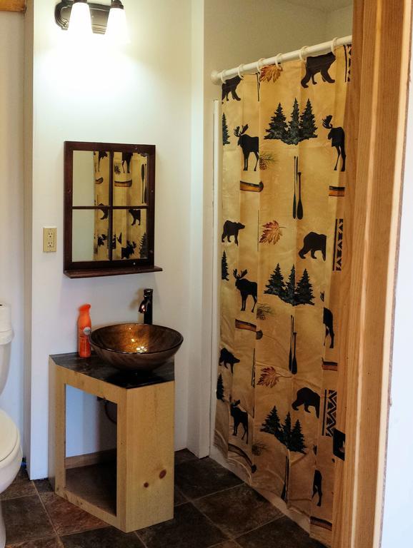 Bear Den Vacation Home Anchor Point Номер фото